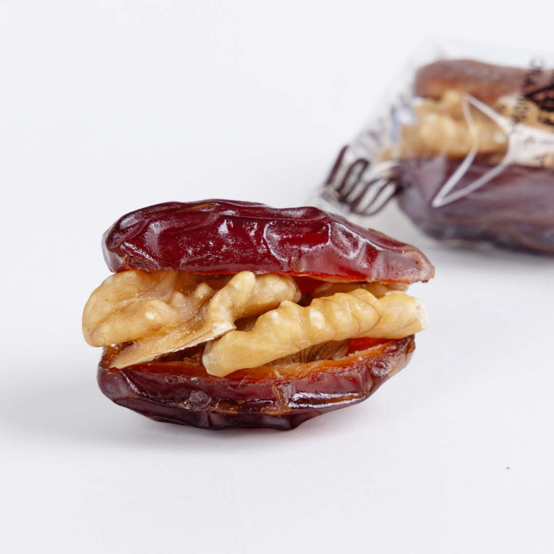 خضري بالجوز مغلف